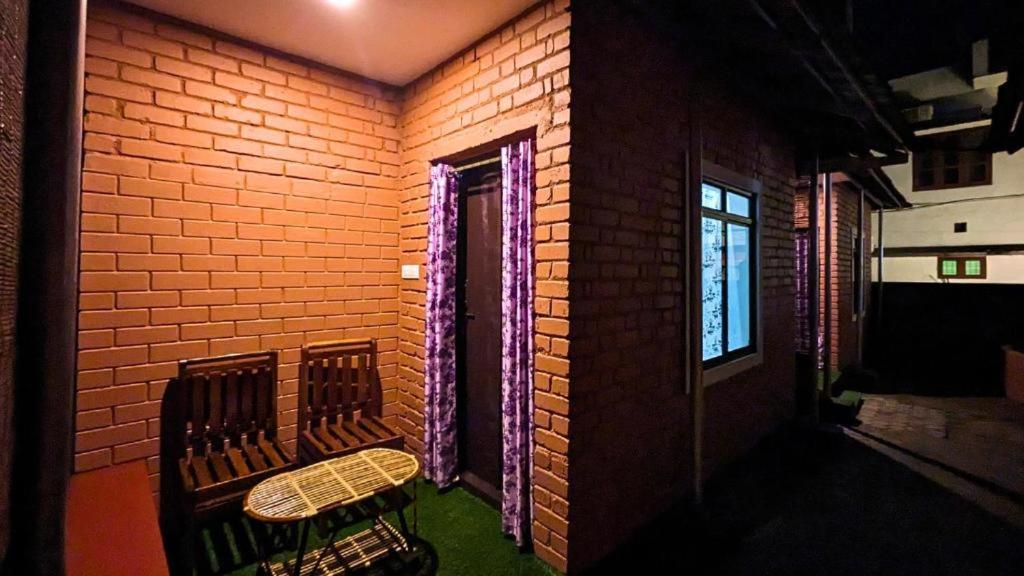 Hostelexp, Varkala - A Beach Town Hostel Buitenkant foto