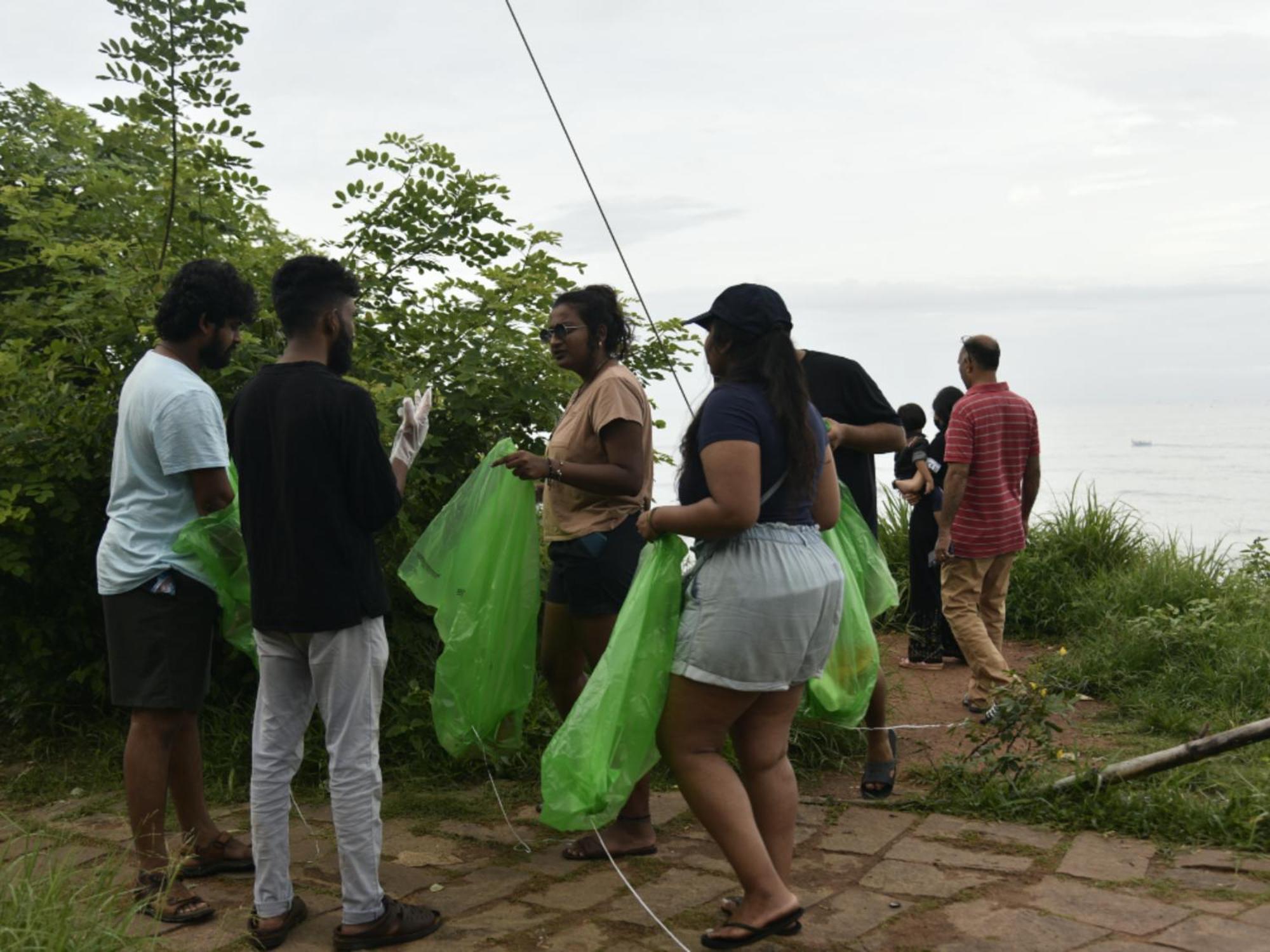 Hostelexp, Varkala - A Beach Town Hostel Buitenkant foto